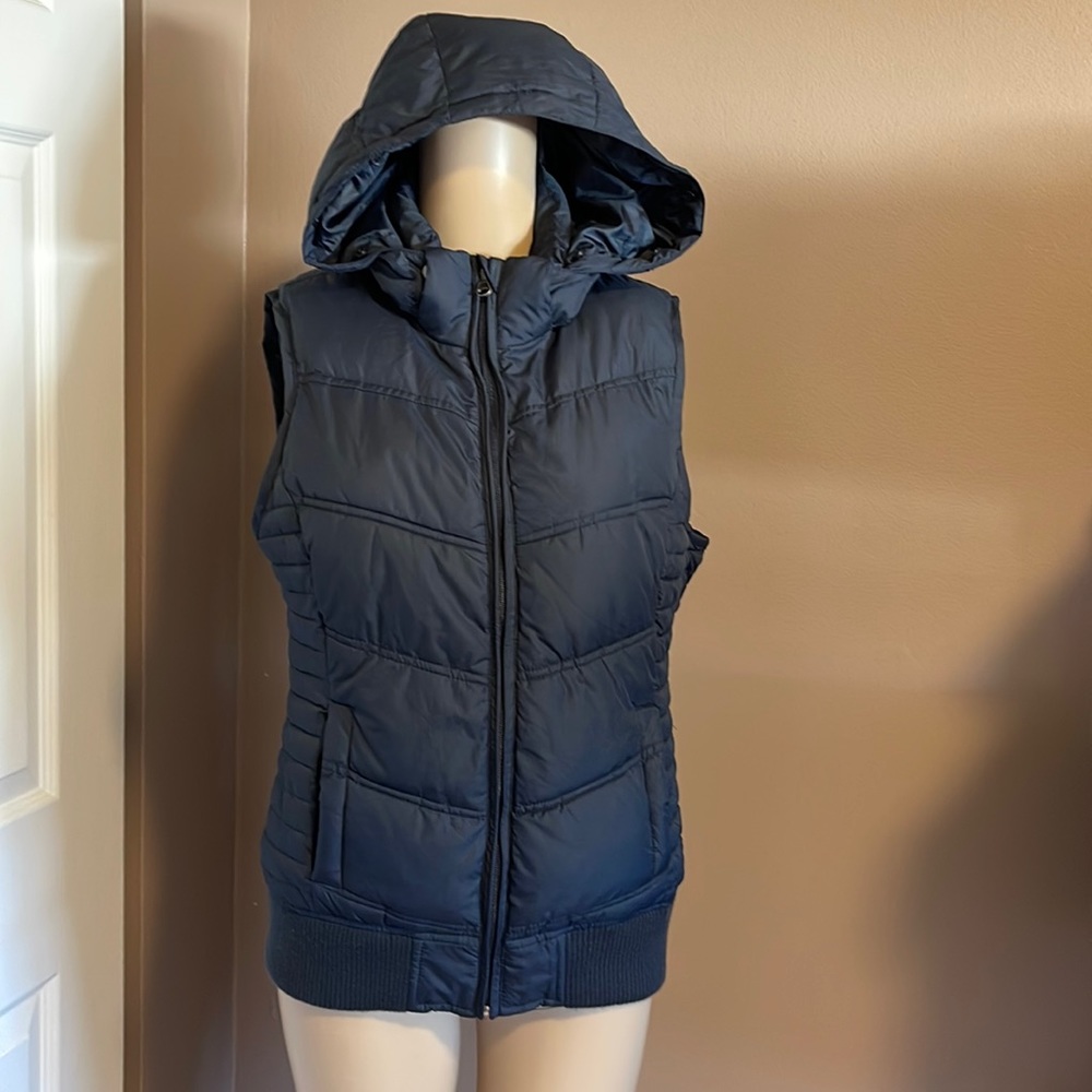 LINK Outerwear Navy Blue Zip Front Puffer Vest Stretch Bottom Hem Size S EUC